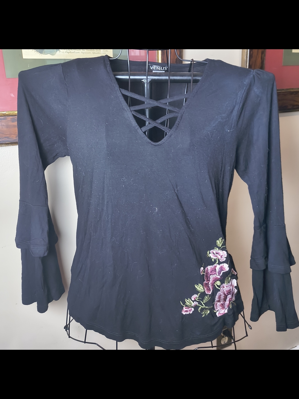 Vintage Y2K Venus Black floral embroidered bell sleeve blouse